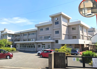 横須賀市立城北小学校の画像1