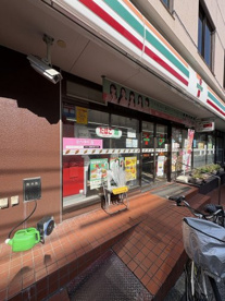 セブン-イレブン目黒東山3丁目店の画像1