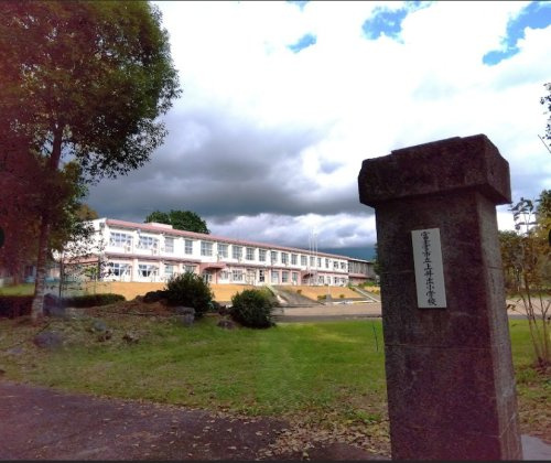 富士宮市立上井出小学校の画像