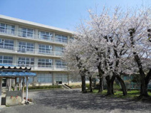 秦野市立西中学校