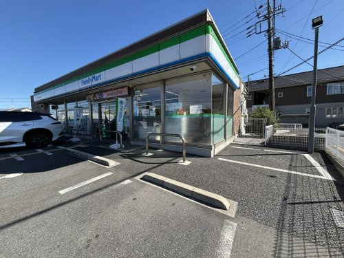 ファミリーマート上尾日産通り店