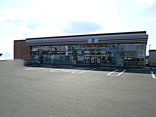 セブンイレブン 玉村飯倉店の画像