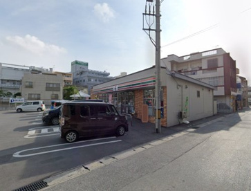 セブンイレブン 那覇壷屋二丁目店の画像1