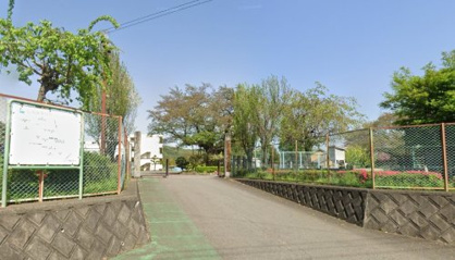 伊勢原市立高部屋小学校の画像1