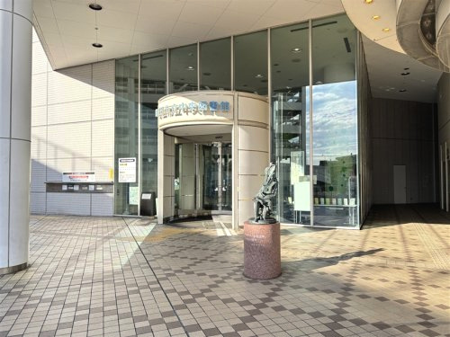 町田市立中央図書館