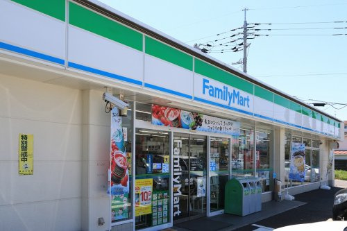 ファミリーマート 小倉富野インター店の画像