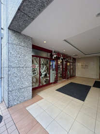 まいばすけっと青山一丁目駅西店の画像1