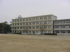 津島市立蛭間小学校