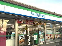 ファミリーマート 千種田代本通四丁目店の画像1
