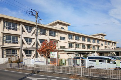 高崎市立八幡小学校の画像1