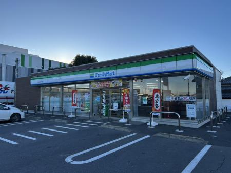 ファミリーマート 土浦中村南四丁目店の画像