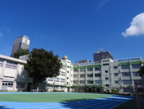 豊島区立　朋有小学校