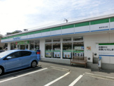 ファミリーマート・鶴見荒立店