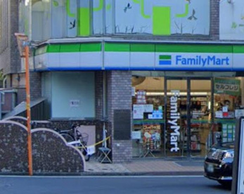 ファミリーマート 西新宿柏木公園前店の画像1
