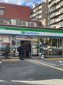 ファミリーマート 緑地公園駅西店