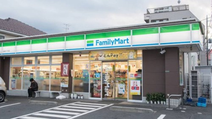 ファミリーマート　世田谷松原6丁目店の画像1