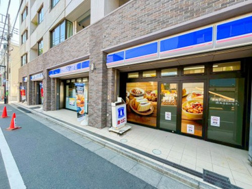 ローソン 渋谷初台一丁目店の画像1