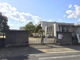橿原市立鴨公小学校の画像1