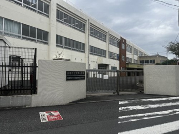 川崎市立大戸小学校の画像1