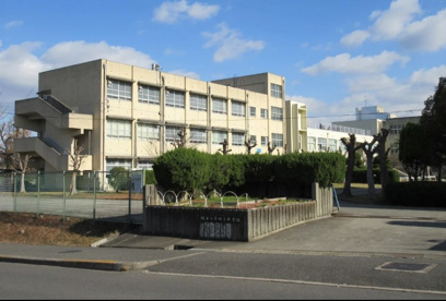 堺市立赤坂台中学校の画像1