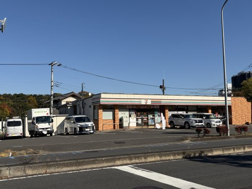 セブンイレブン横浜荏田東4丁目店