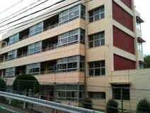川口市立戸塚小学校