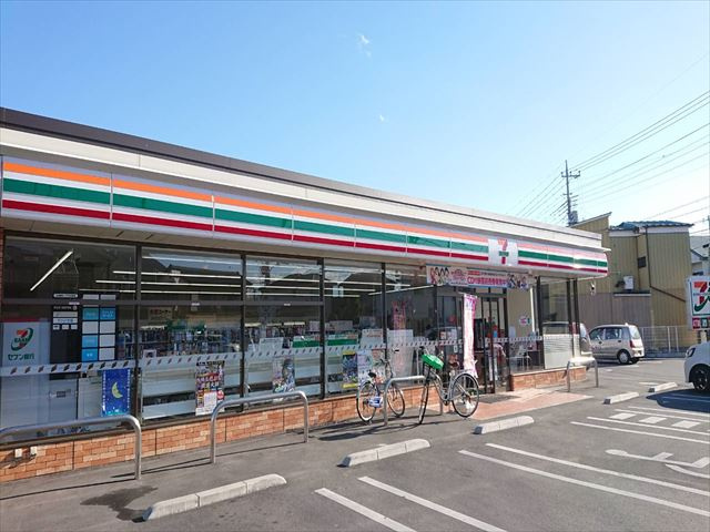 セブンイレブン 熊谷本石2丁目店の画像