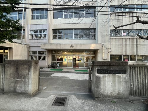 朝霞第三小学校