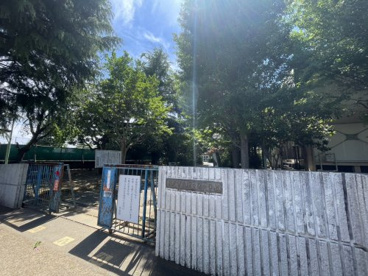 栗ケ沢小学校の画像2