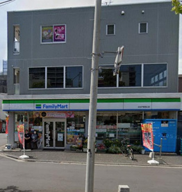 ファミリーマート 北松戸駅西口店の画像1