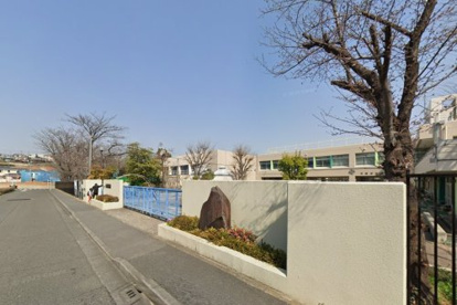 稗原小学校の画像1