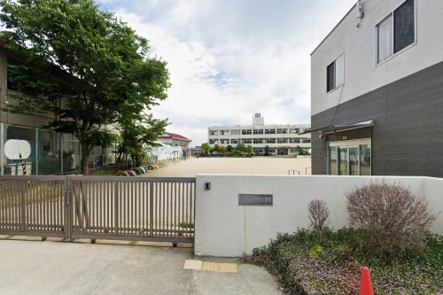 香芝市立三和小学校の画像