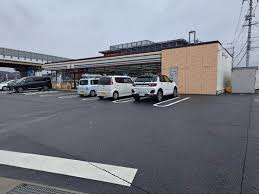 セブンイレブン 岡山倉田店の画像1