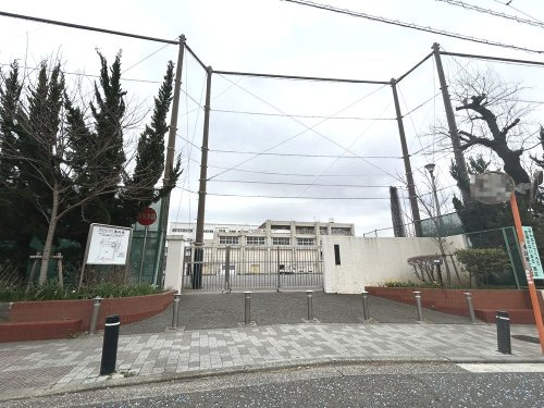 横浜市稲荷台小学校