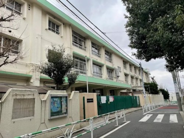 西原小学校の画像1