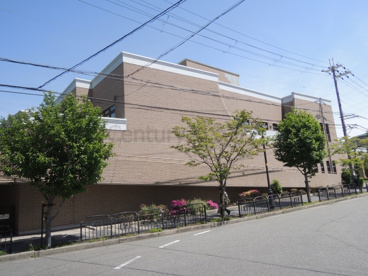 宝塚市立西図書館の画像3