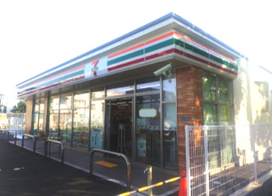 セブンイレブン 西宮鳴尾東店の画像1