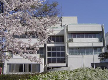 鳩山町中央公民館の画像1