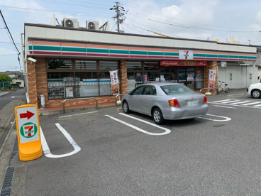セブン-イレブン 名古屋寛政町６丁目店の画像1