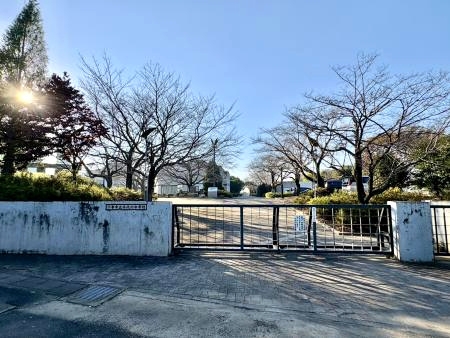 下妻市立千代川中学校の画像