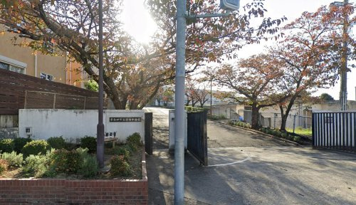 岸和田市立桜台中学校