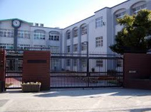 大阪市立文の里中学校