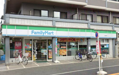 ファミリーマート 大森南店の画像1