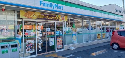 ファミリーマート 堺錦之町店の画像1