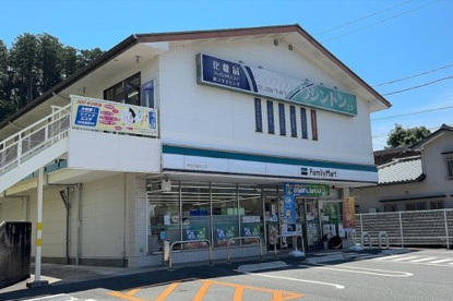 ファミリーマート 伊豆の国大仁店の画像1