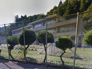 本庄市立本泉小学校の画像1