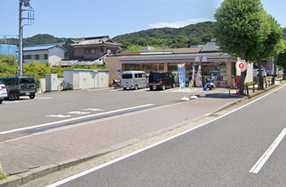 セブンイレブン 平塚万田店の画像1