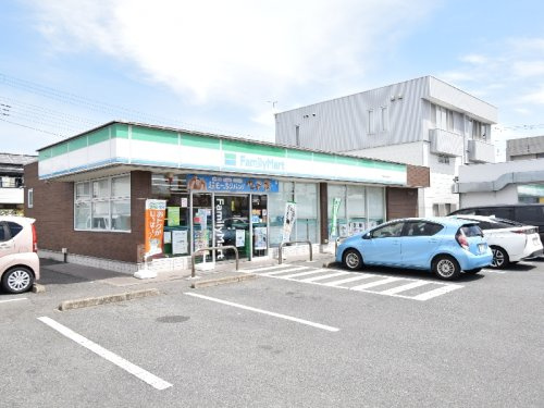 ファミリーマート 高崎中居町店の画像