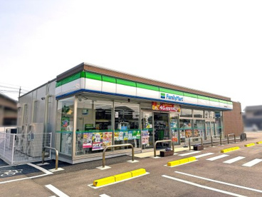 ファミリーマート 鈴鹿神戸城店の画像1
