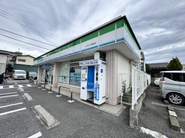 ファミリーマート 小平小川西町店の画像1